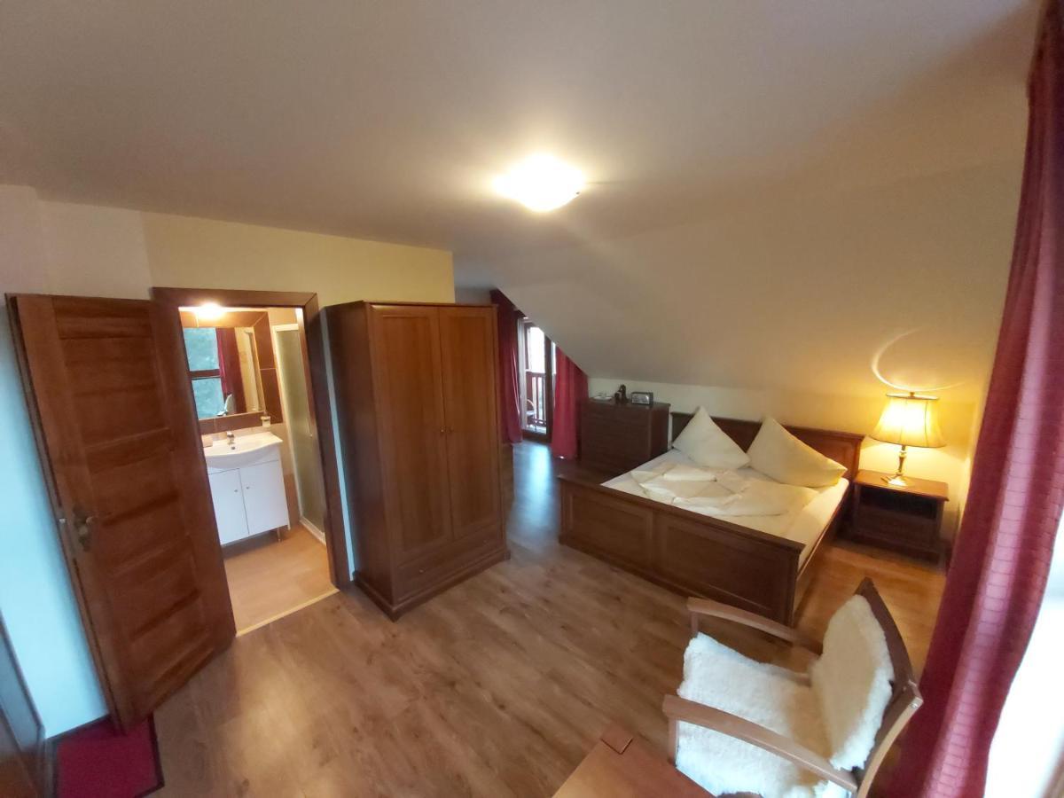 Villa Lupu Smizany Bagian luar foto